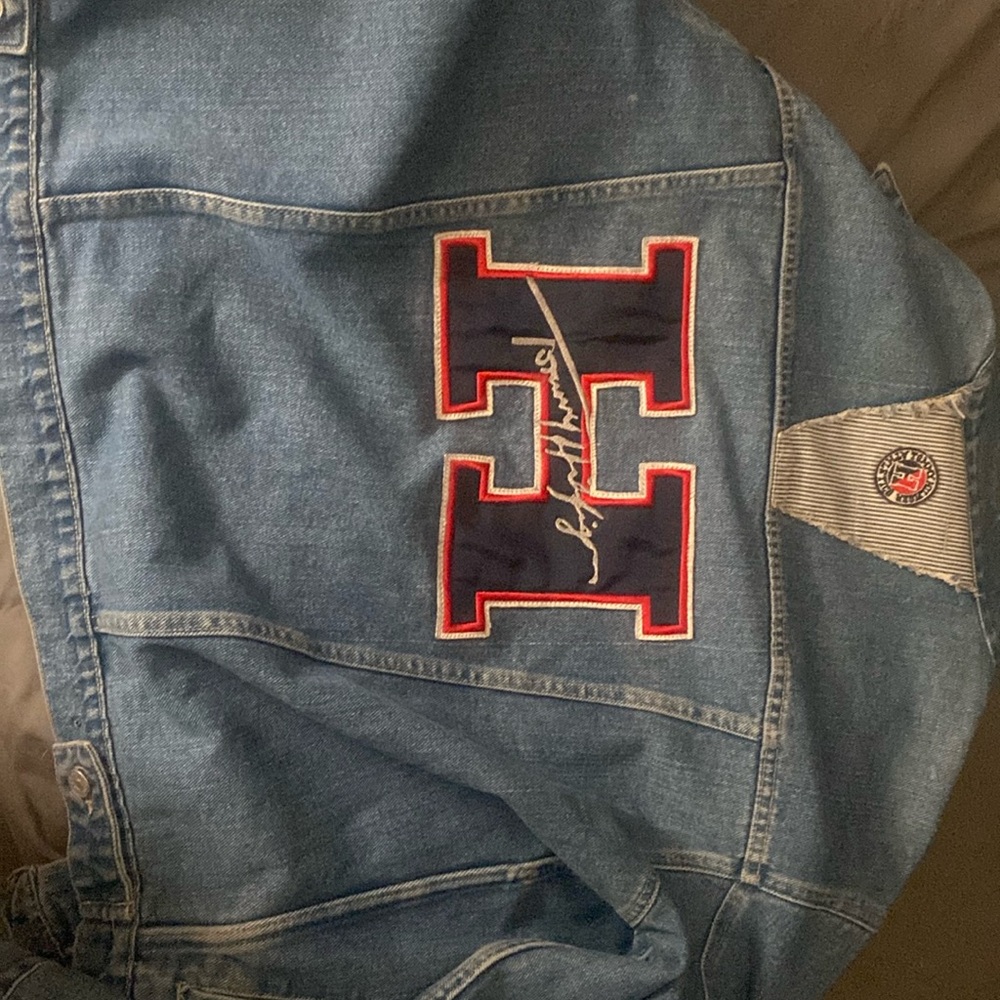 tommy hilfiger jean jacket